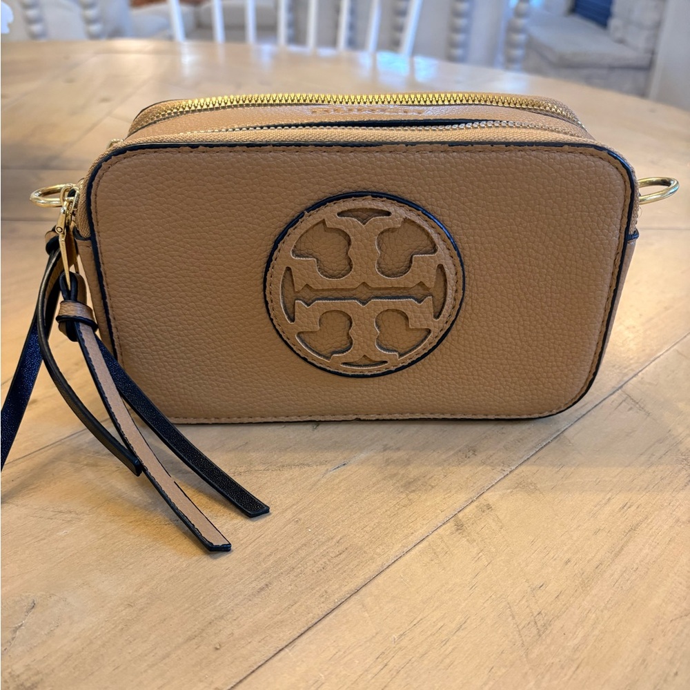 Tan Crossbody Handbag